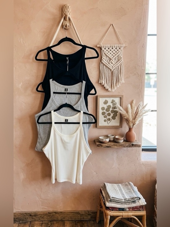 SHEIN Tops - 🖤🩶🍦NWOT Shein Curve "BUNDLE of 3 Tanks - Black🖤 Gray🩶 & Cream🍦Size: 1XL"